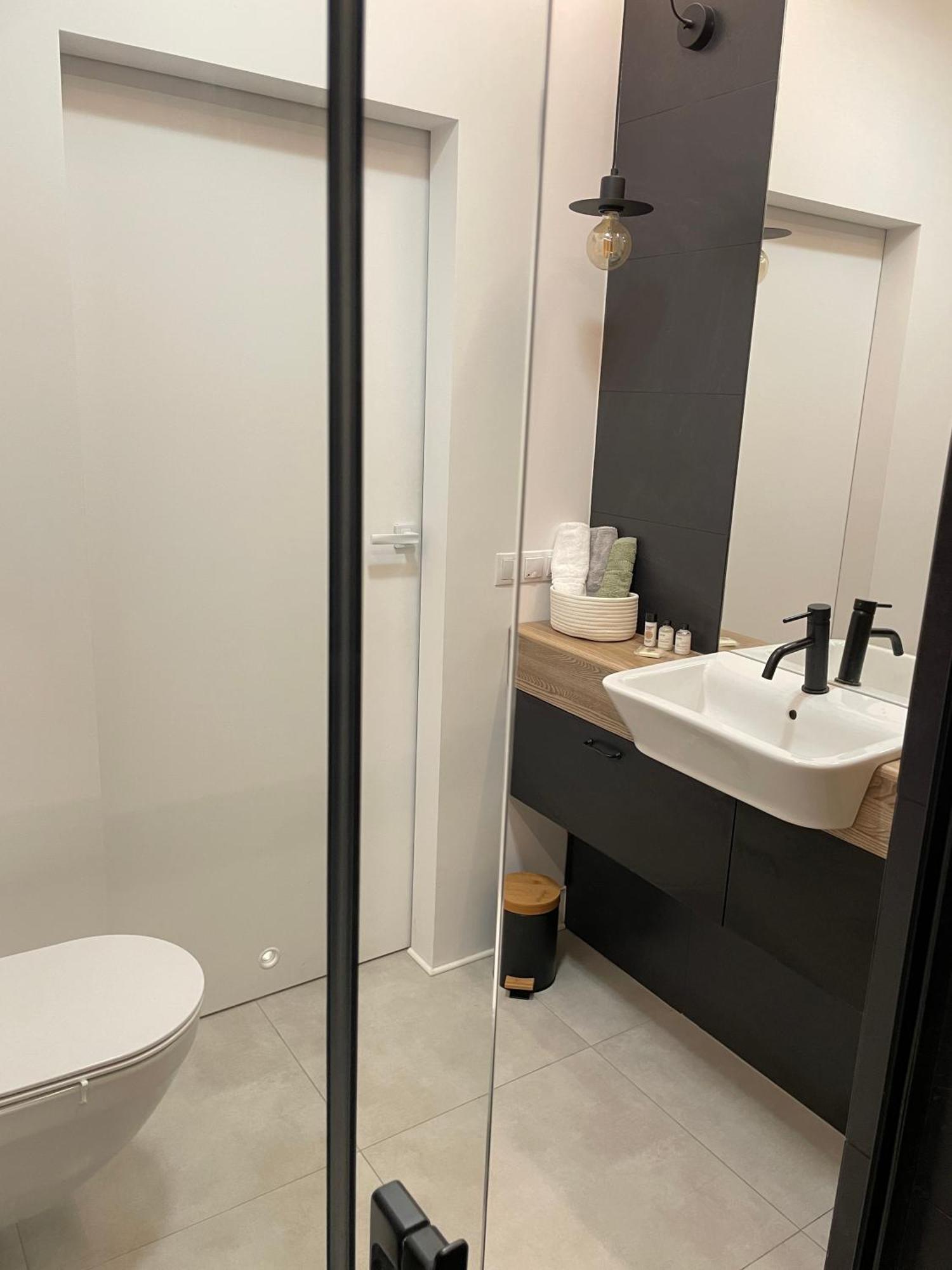 Fancy Apartment Near Manufaktura In Center Of Lodz Bagian luar foto